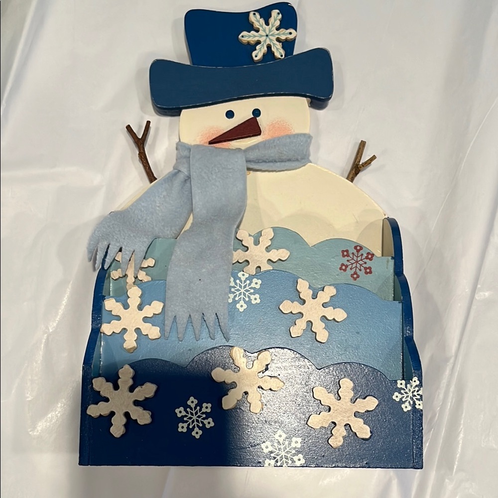 Snowman Winter Decor with Snowflakes